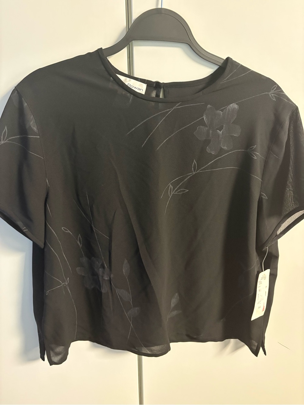 Rena Rowan Black Floral Short-Sleeve Silk-Blend Blouse